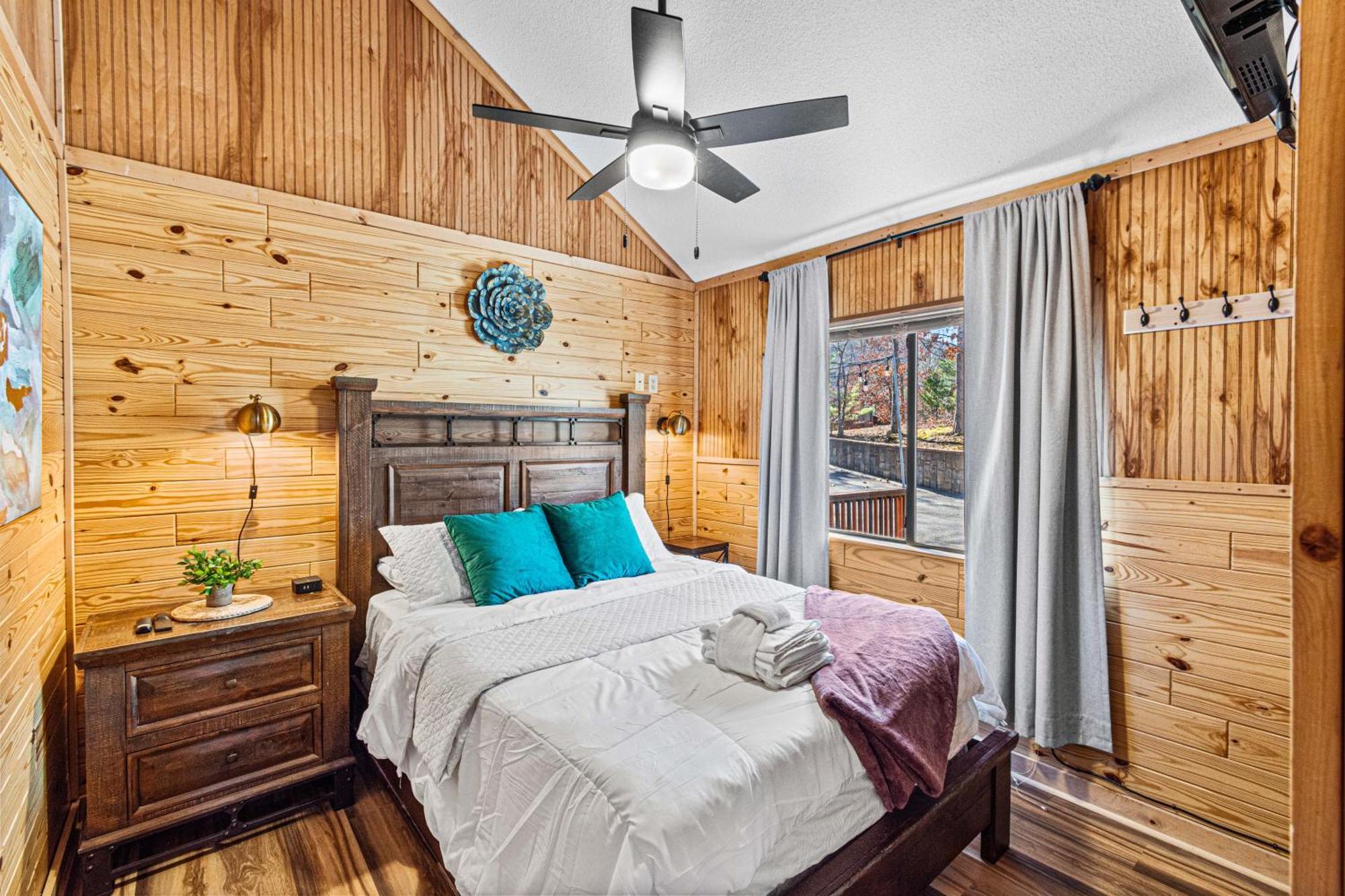 The Family Stone Luxe Cabin Sleeps 12 Hot Tub Dogfriendly Dollywood Pigeon Forge Exterior foto